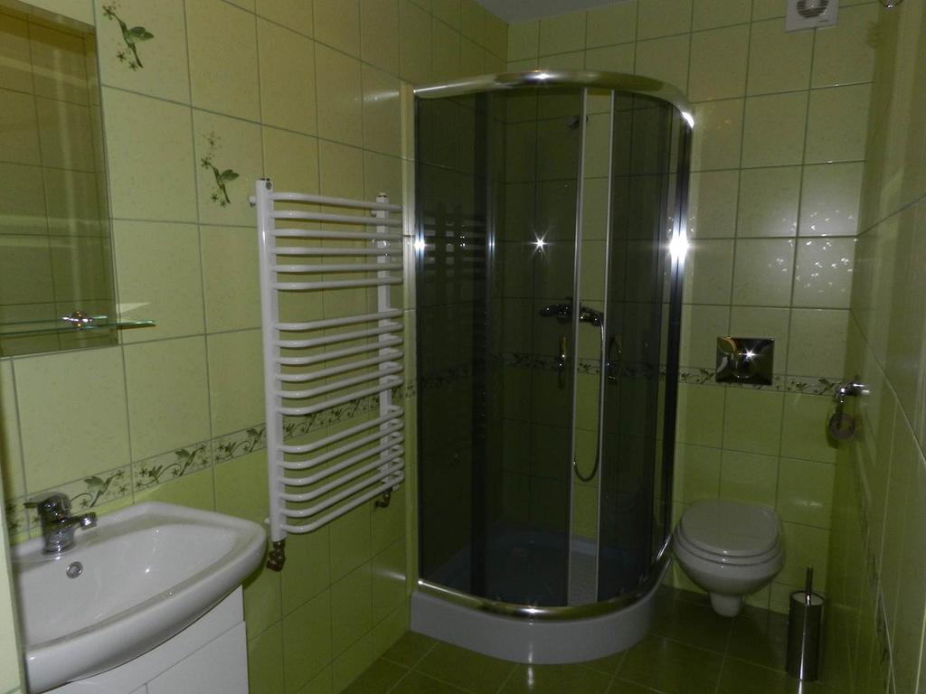 Pokoje Goscinne Pod Gubalowka Nowe Bystre Ngoại thất bức ảnh